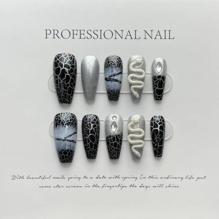 Press on nails