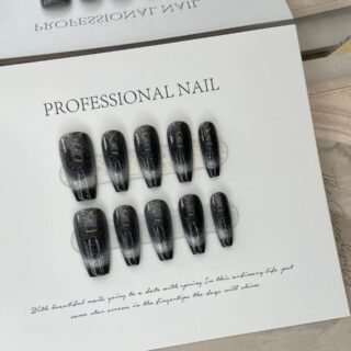 Press on nails