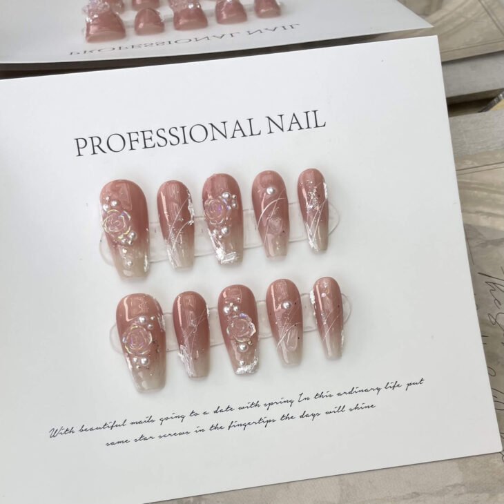 Press on nails