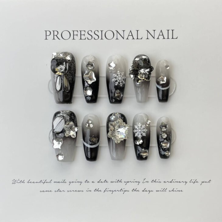 Press on nails