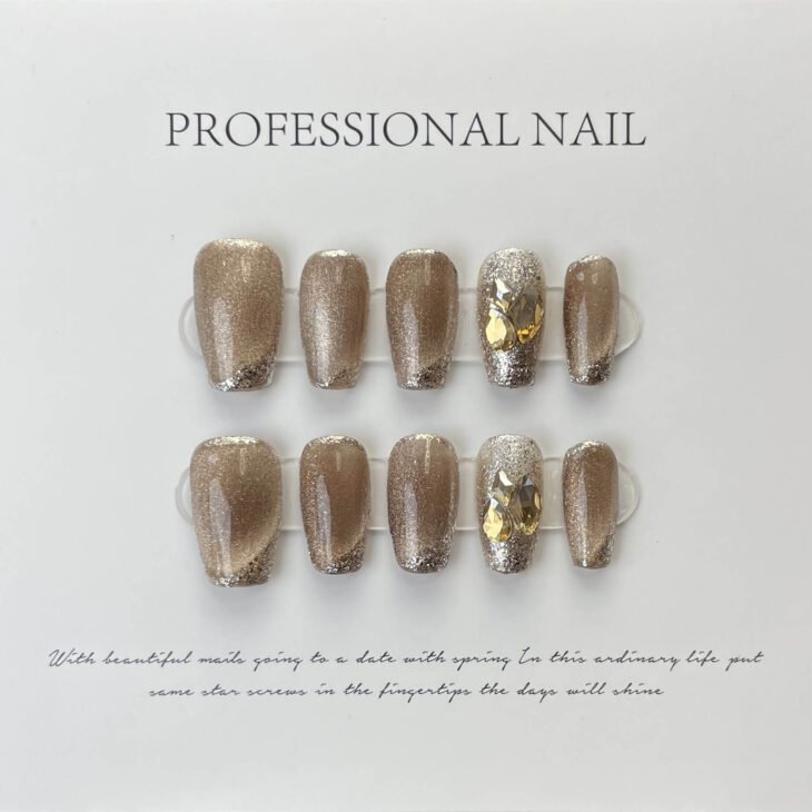 Press on nails