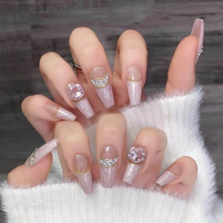 Press on nails