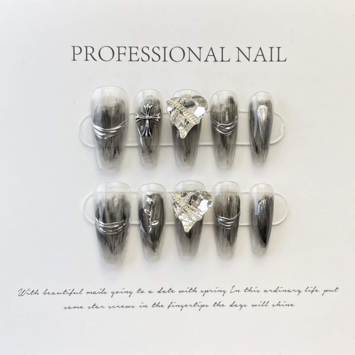 Press on nails