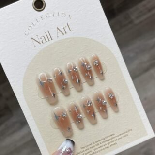 Press on nails