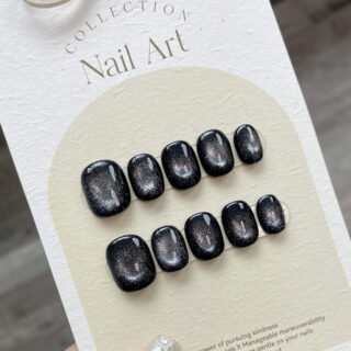 Press on nails