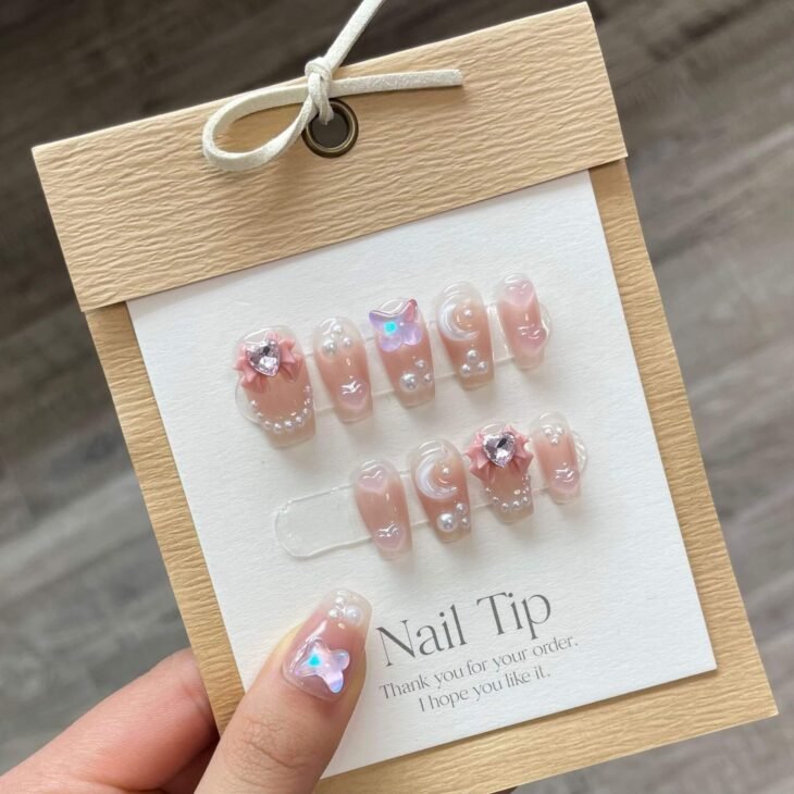 Press on nails