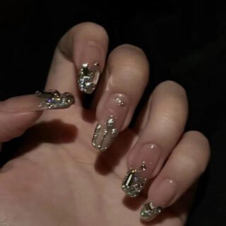 Press on nails