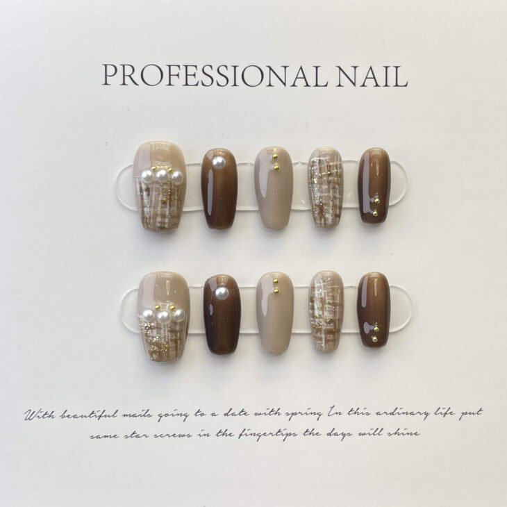 Press on nails