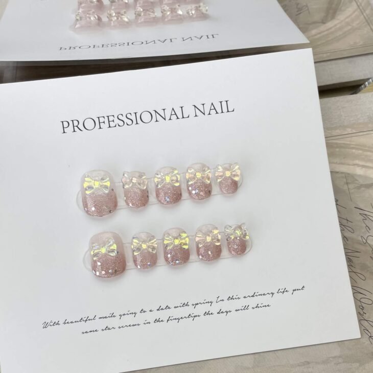 Press on nails