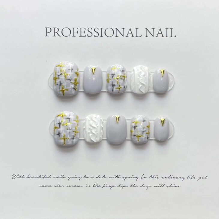 Press on nails