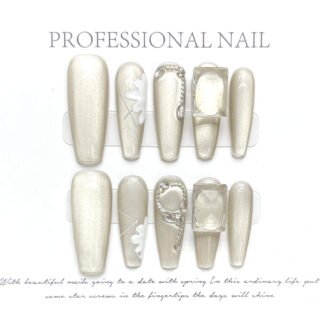 Press on nails